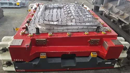 KQ5152 tagapaneeli vorm on edukalt tarnitud